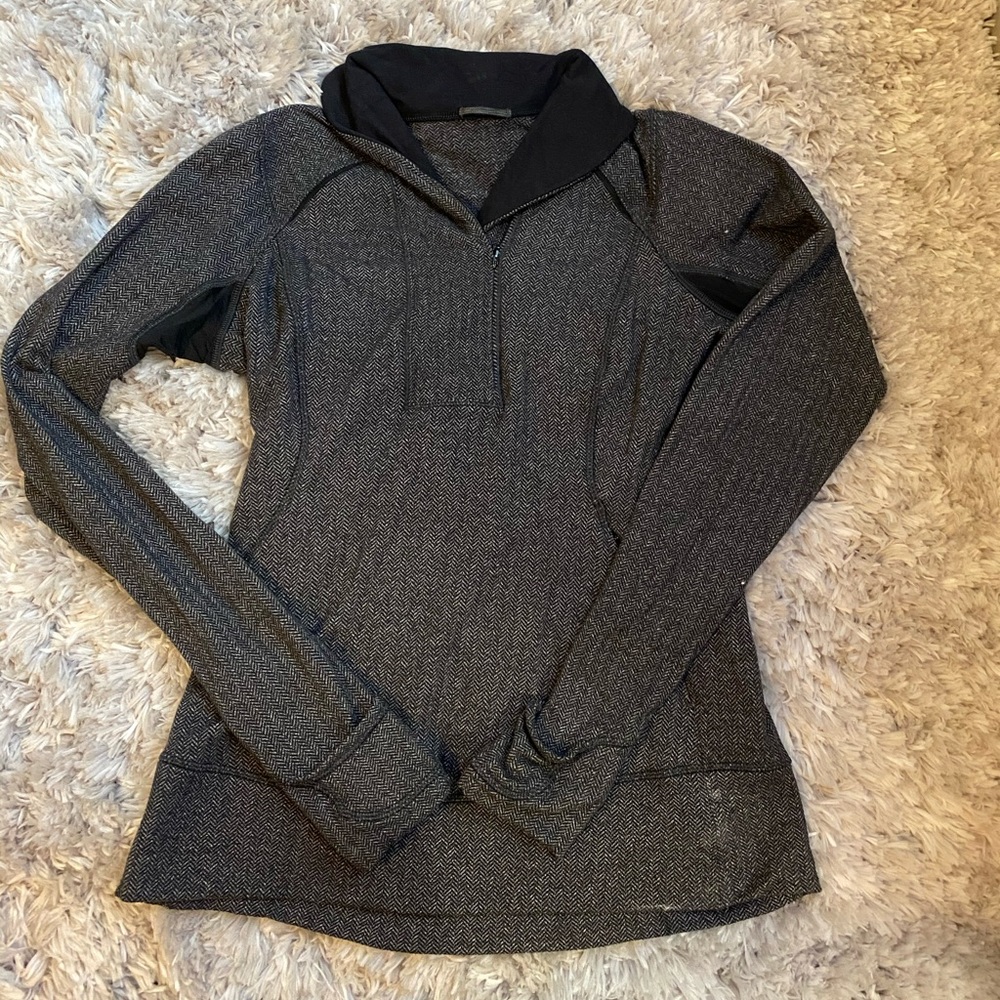 Lululemon pull over